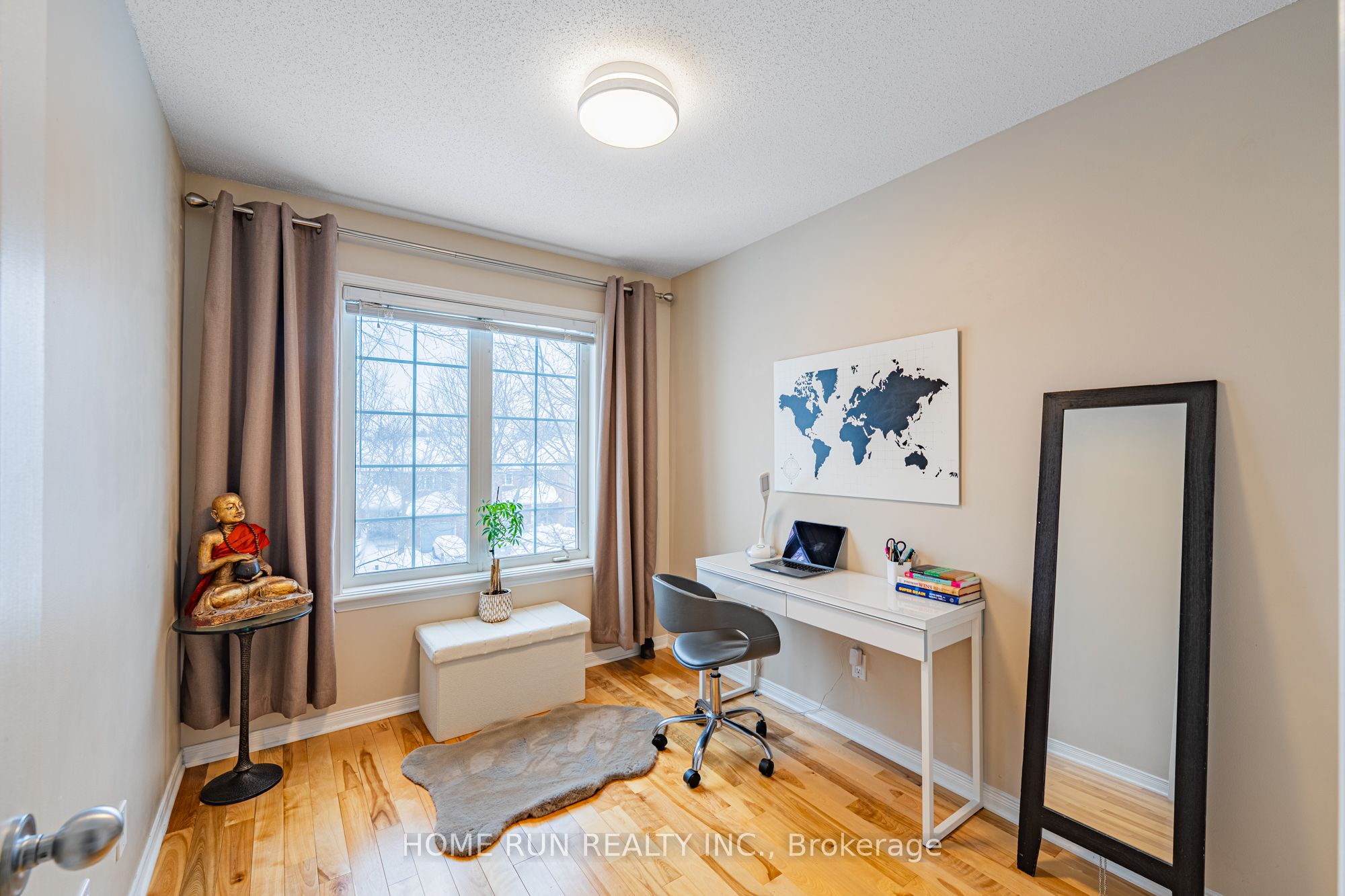90 EDENVALE Drive 207, Kanata, ON K2K 3N9