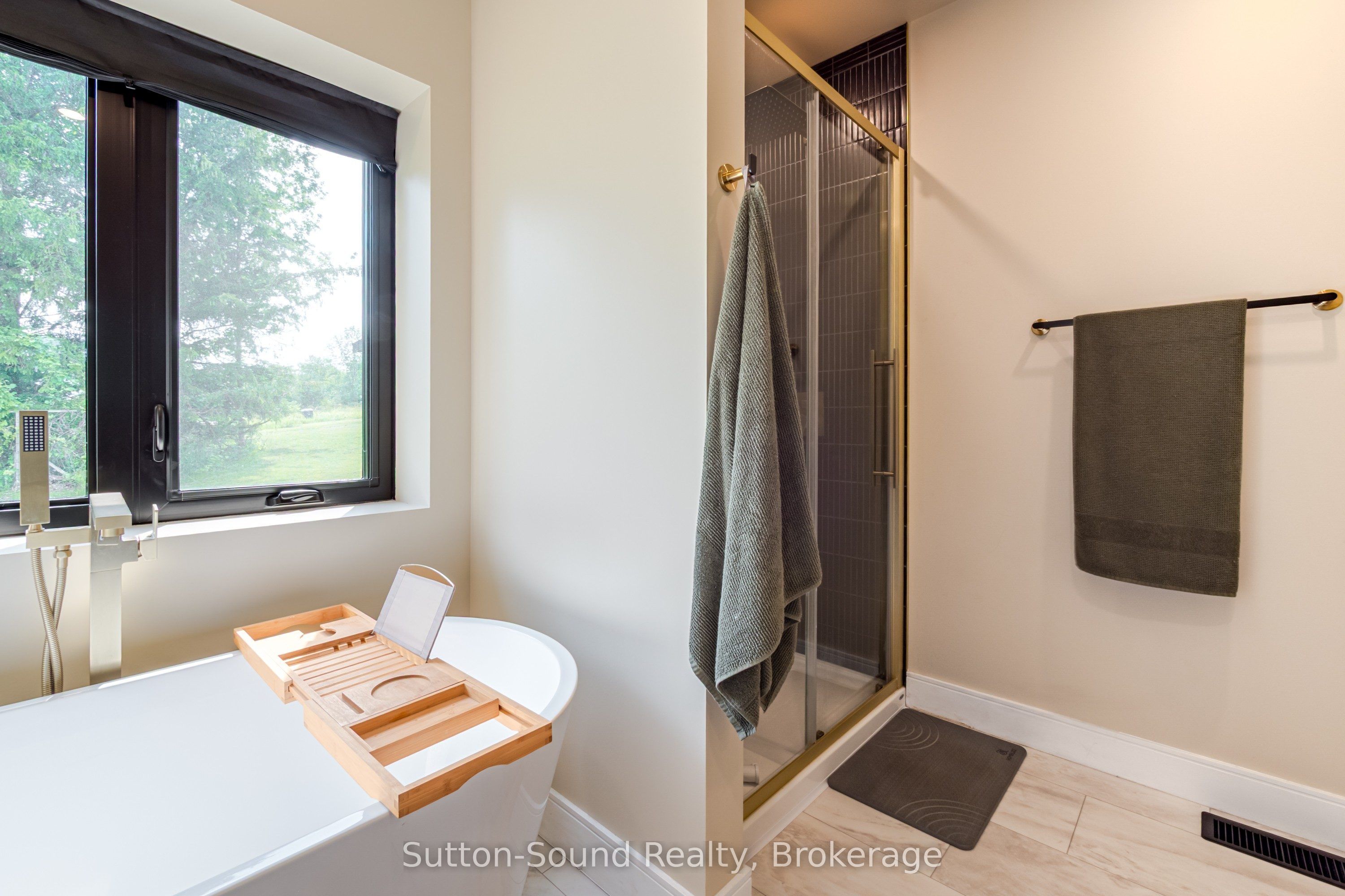 115 Gordon Street S, Chatsworth, ON N0H 2V0